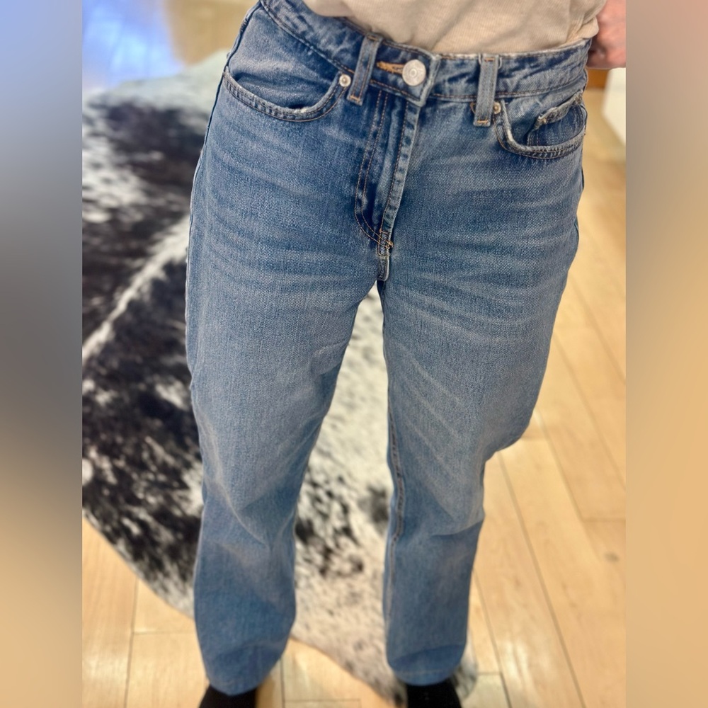 🩵Classic Blue Women's Jeans.